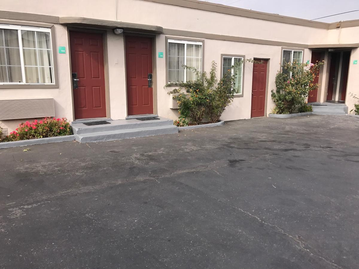 Geneva Motel 델리시티 외부 사진